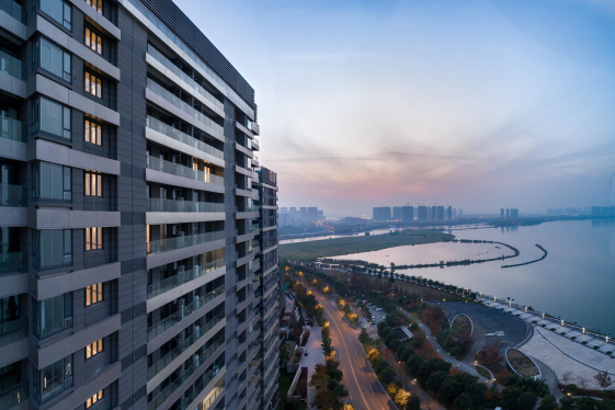 鉑悅犀湖（中國(guó)土木工程詹天佑獎(jiǎng)優(yōu)秀住宅小區(qū)金獎(jiǎng)，全國(guó)用戶(hù)滿(mǎn)意工程）